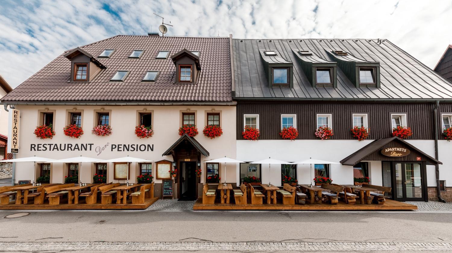 Penzion a Apartmány Daro Boží Dar Exterior foto
