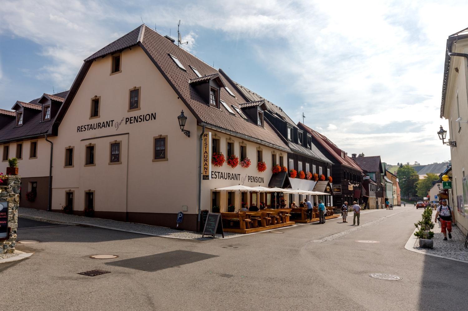Penzion a Apartmány Daro Boží Dar Exterior foto
